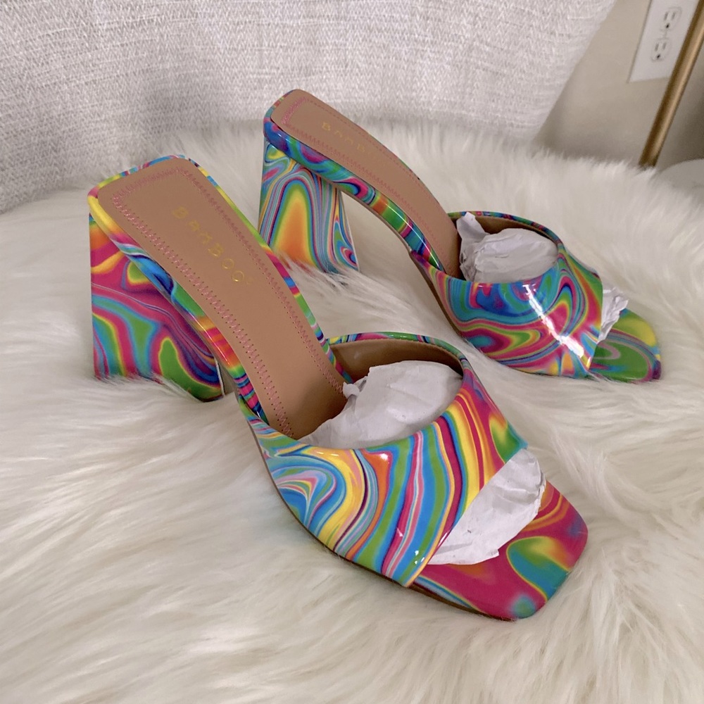 Tie dye mules 🌈